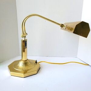 Beass Table Top Bankers Lamp